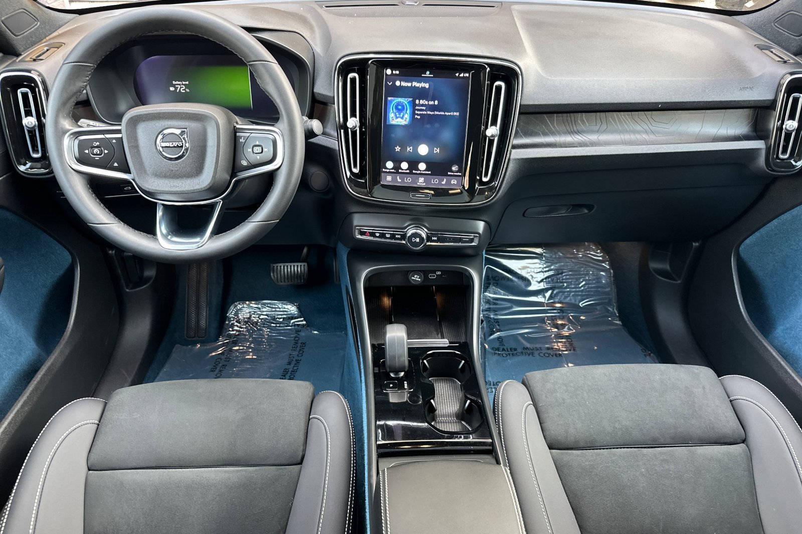 Certified 2023 Volvo C40 P8 Recharge Plus AWD/4WD image 15