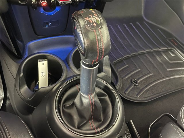 Used 2019 MINI Cooper S w/ Signature Upholstery Package image 10