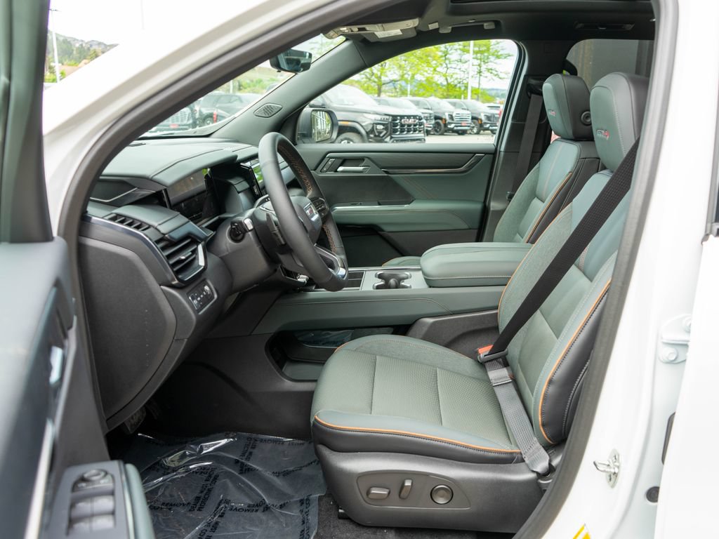 New 2026 GMC Acadia AT4 AWD/4WD image 11
