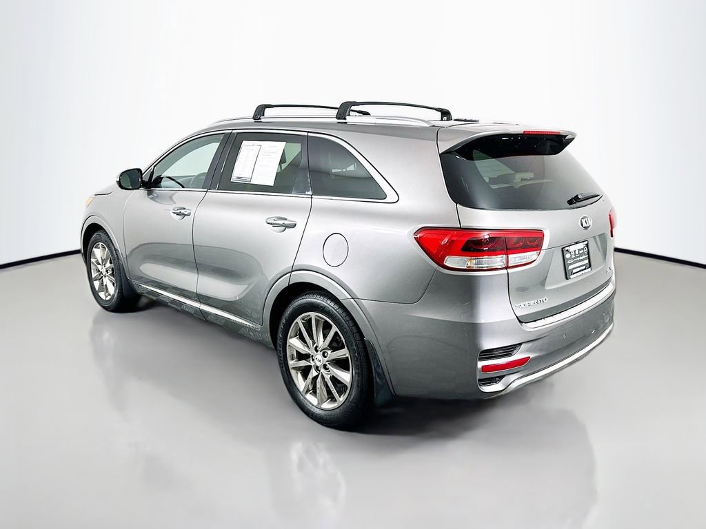 Used 2017 Kia Sorento SX image 5