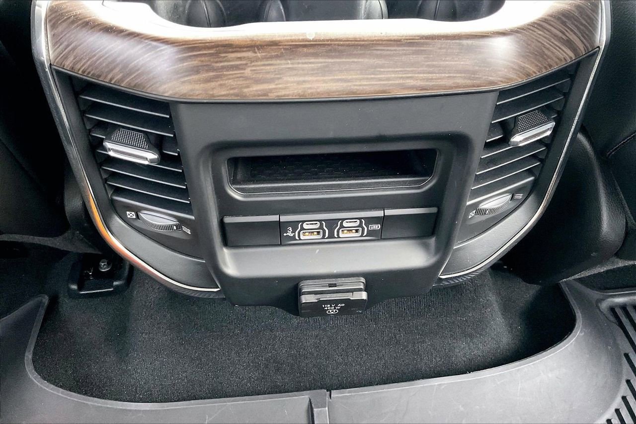 Used 2019 RAM 1500 Laramie image 16