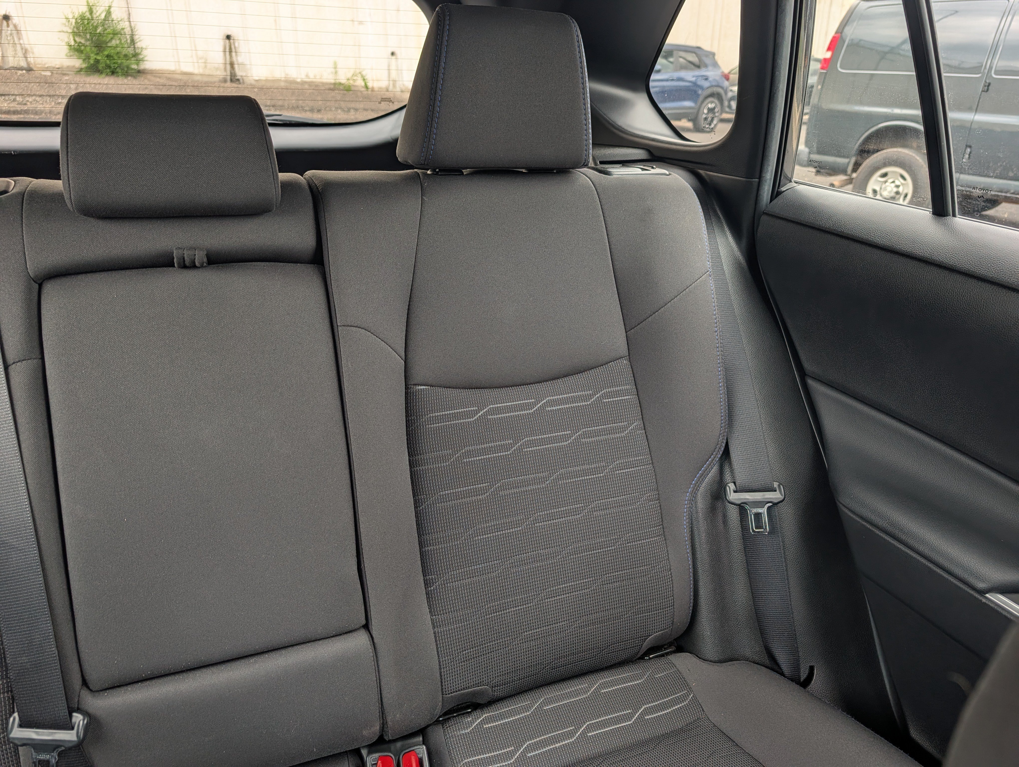Used 2022 Toyota RAV4 SE AWD/4WD image 14