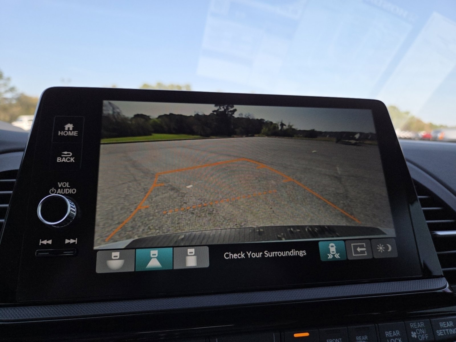 New 2026 Honda Odyssey Touring image 19