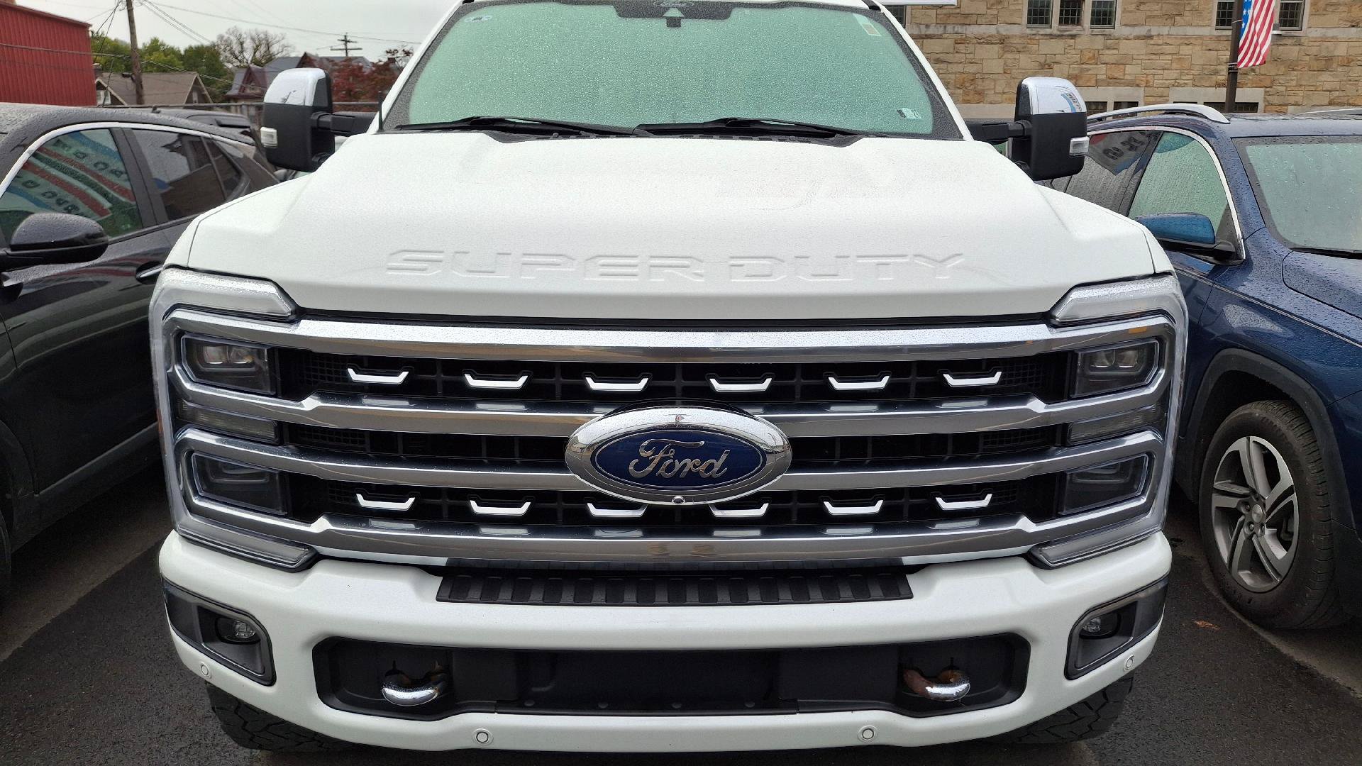 Used 2024 Ford F250 Platinum w/ Tremor Off-Road Package AWD/4WD image 2