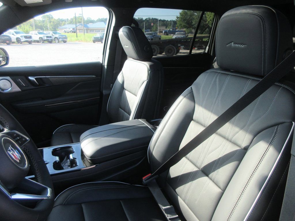 New 2026 Buick Enclave Avenir w/ Super Cruise Package FWD image 16