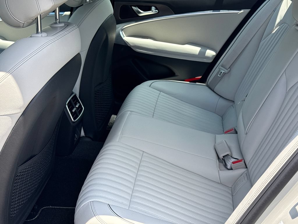 New 2026 Genesis G70 3.3T Sport Prestige RWD image 22