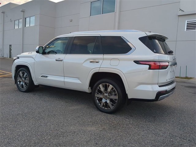 Certified 2024 Toyota Sequoia Capstone image 6