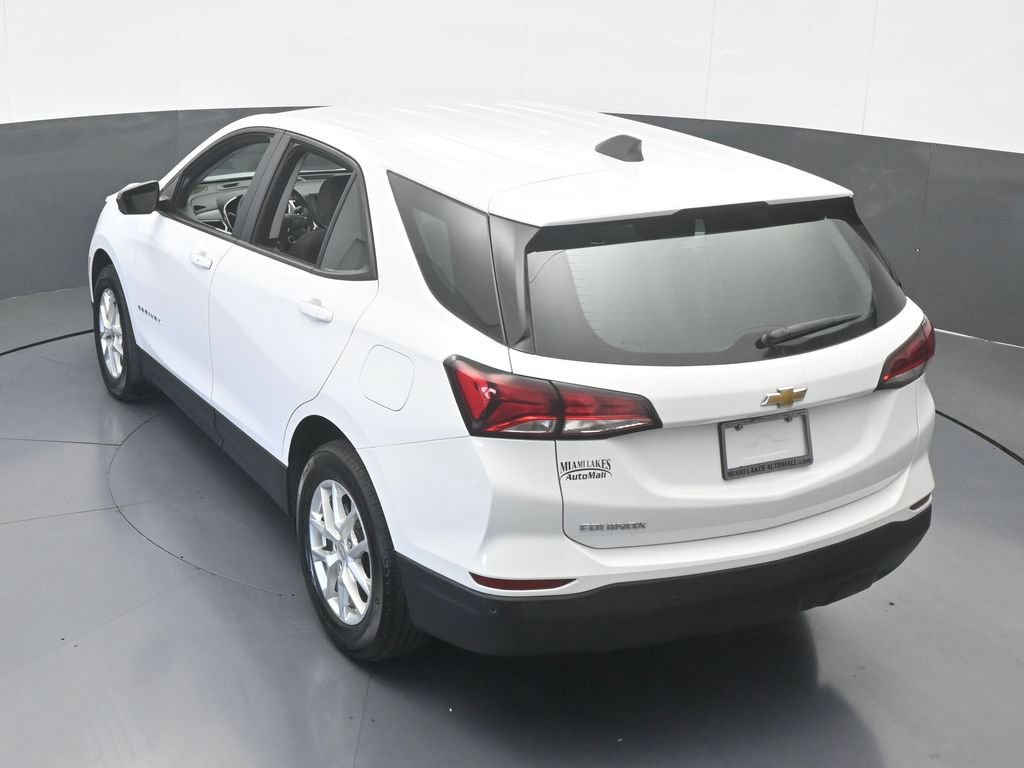 Used 2024 Chevrolet Equinox LS w/ Driver Confidence II Package FWD image 43
