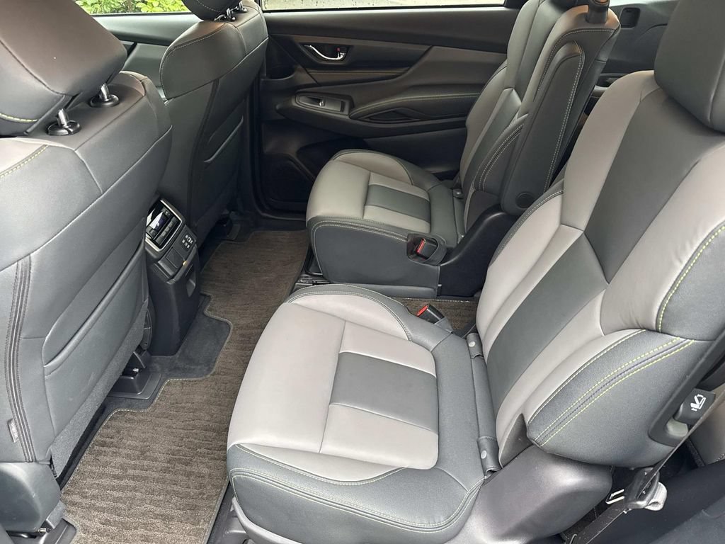Used 2023 Subaru Ascent Onyx Edition AWD/4WD image 16