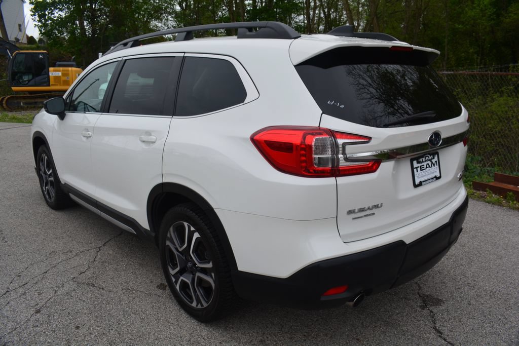 Used 2024 Subaru Ascent Limited AWD/4WD image 7