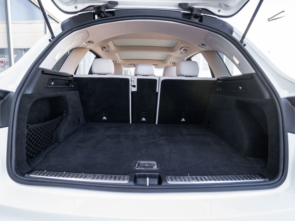 Used 2021 Mercedes-Benz GLC 300 4MATIC w/ Premium Package image 33