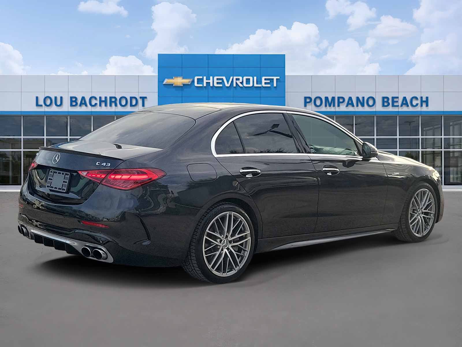 Used 2023 Mercedes-Benz C 43 AMG 4MATIC Sedan image 3