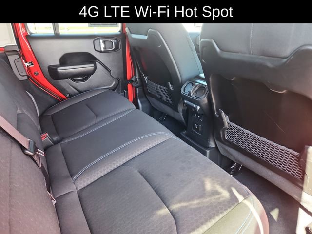 Used 2025 Jeep Wrangler Unlimited Rubicon 4xe image 27