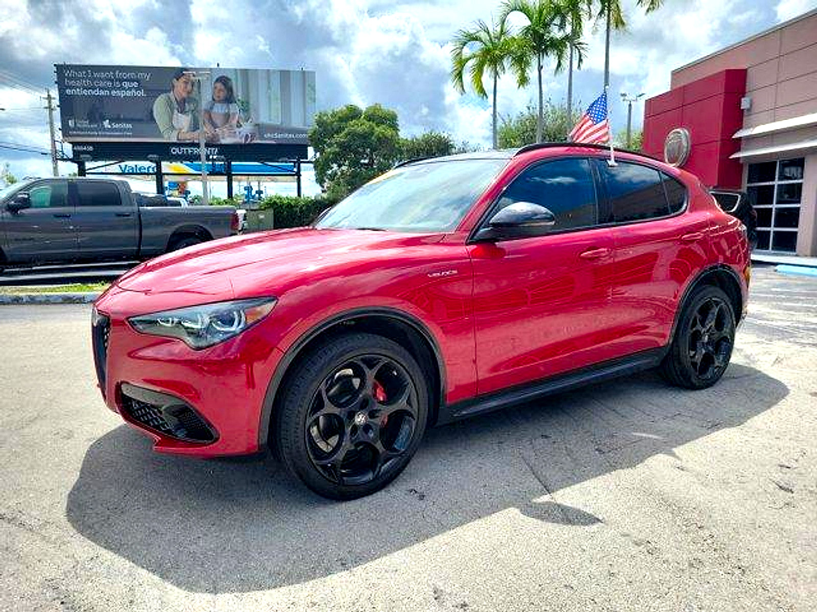 Used 2024 Alfa Romeo Stelvio Veloce AWD/4WD image 3