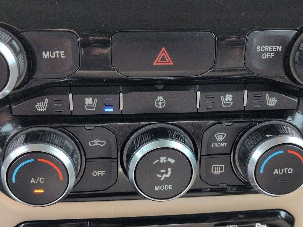 Used 2021 RAM 1500 Laramie RWD image 17