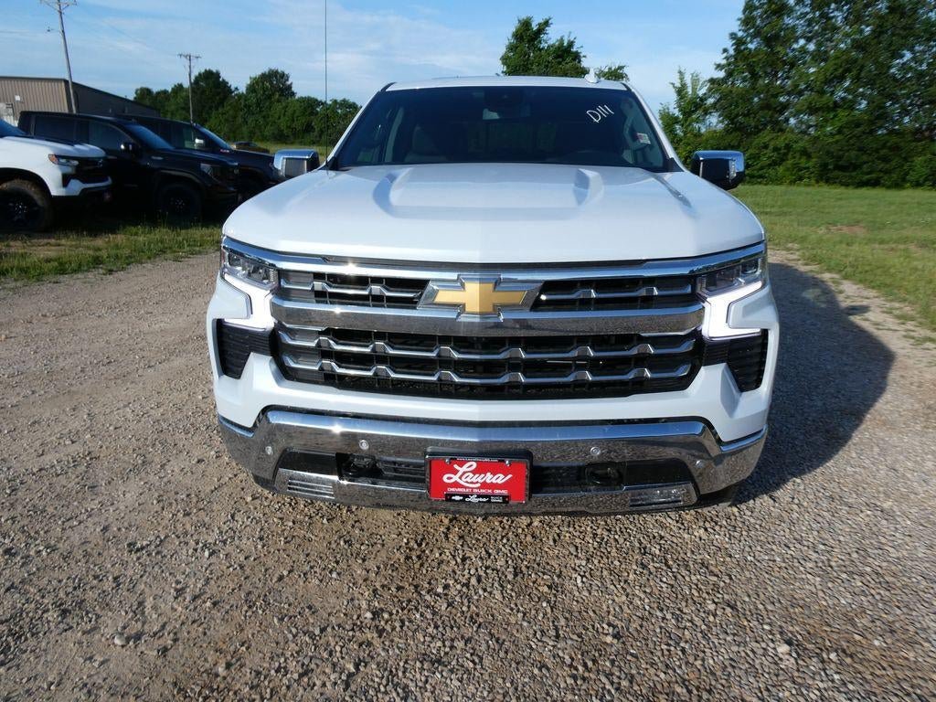 New 2026 Chevrolet Silverado 1500 LTZ w/ LTZ Premium Package AWD/4WD image 11
