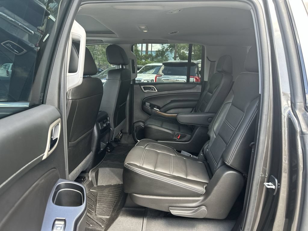Used 2020 GMC Yukon XL Denali w/ Denali Premium Package RWD image 25