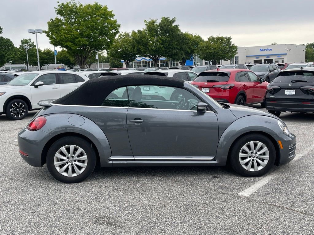 Used 2019 Volkswagen Beetle 2.0T S FWD image 4