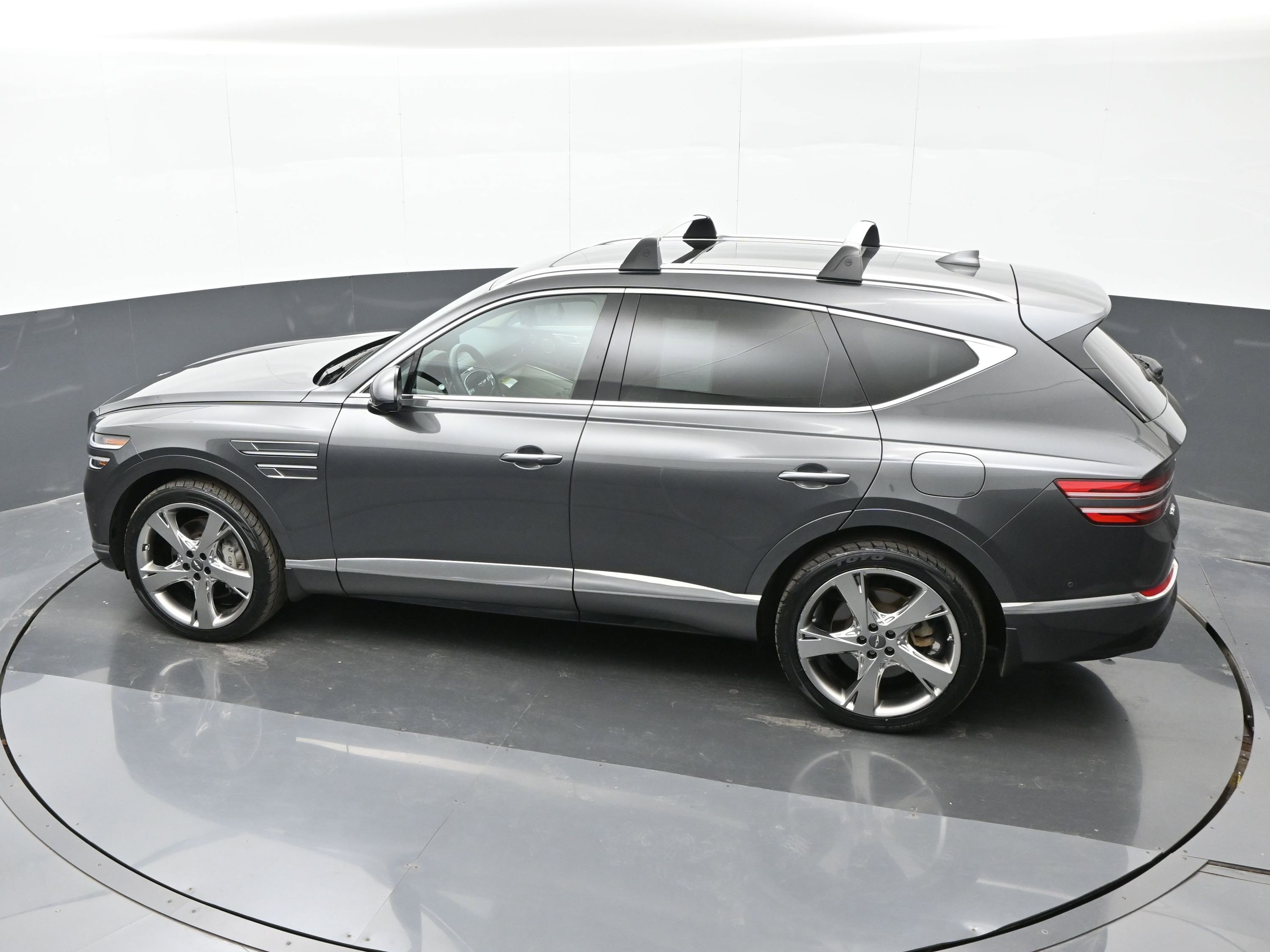 Used 2022 Genesis GV80 2.5T w/ Prestige Package 04 image 32