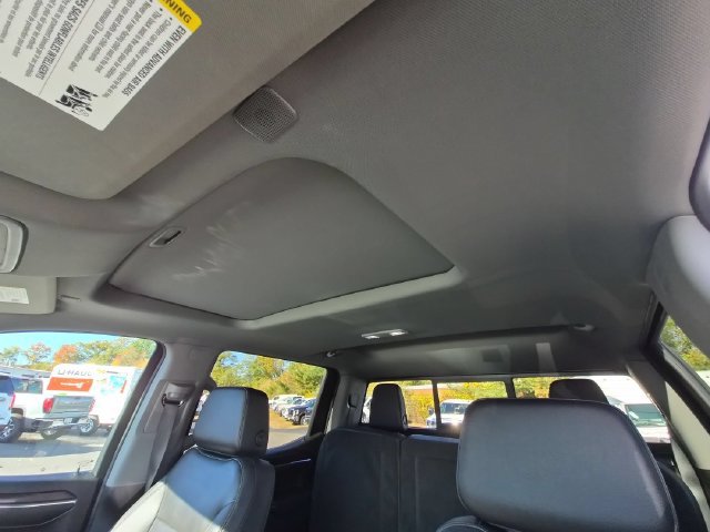 Used 2023 GMC Sierra 1500 SLT w/ SLT Premium Package AWD/4WD image 28