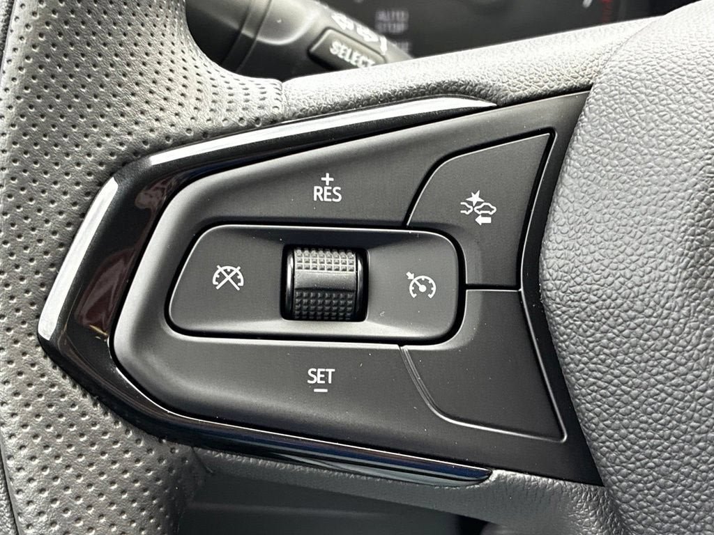 New 2026 Chevrolet Trax LS w/ LS Convenience Package FWD image 8