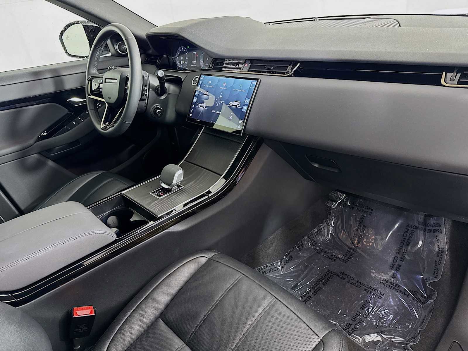 Used 2025 Land Rover Range Rover Evoque S image 28