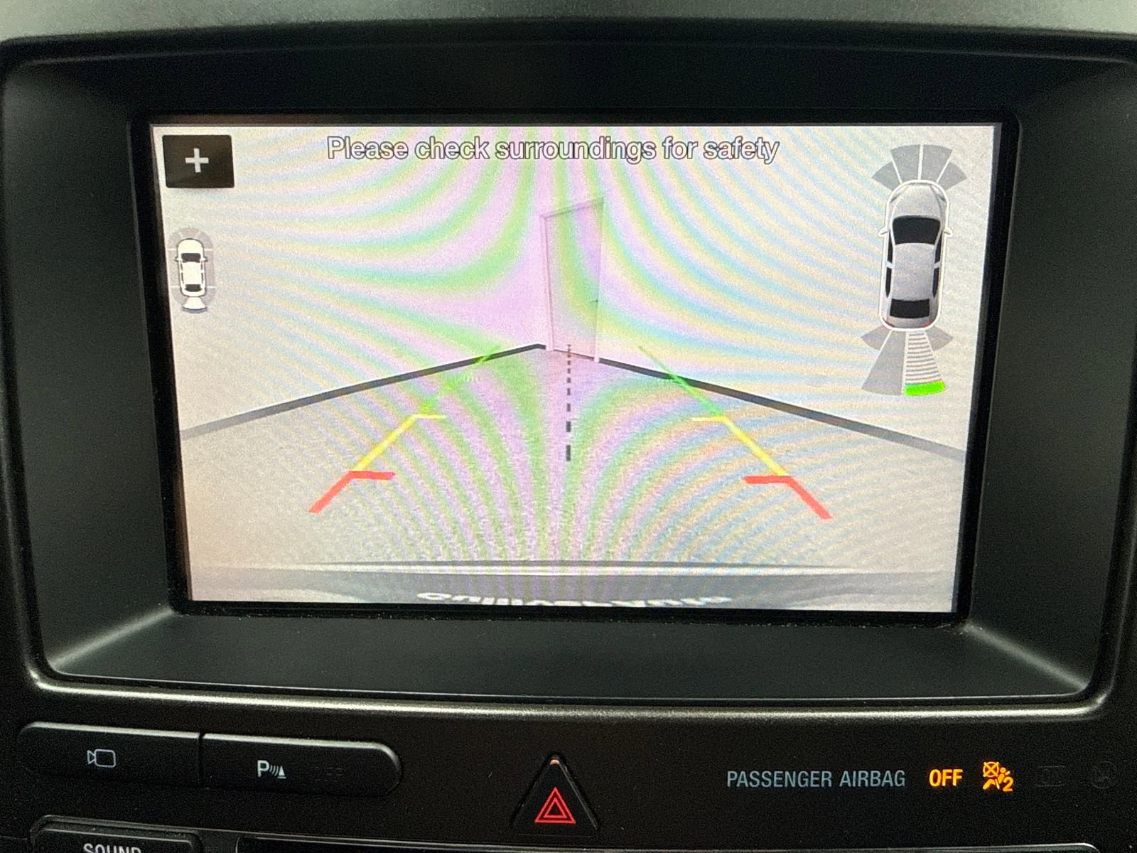 Used 2018 Ford Explorer Limited w/ Ford Safe & Smart Package FWD image 29