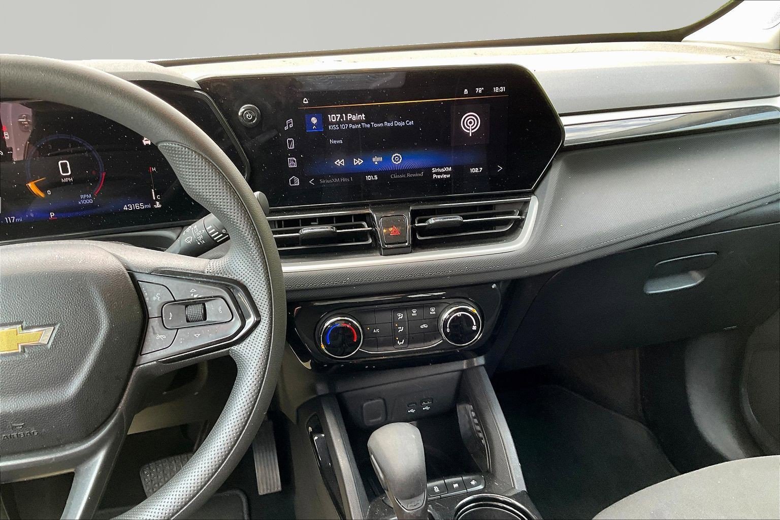 Used 2025 Chevrolet TrailBlazer LT FWD image 9