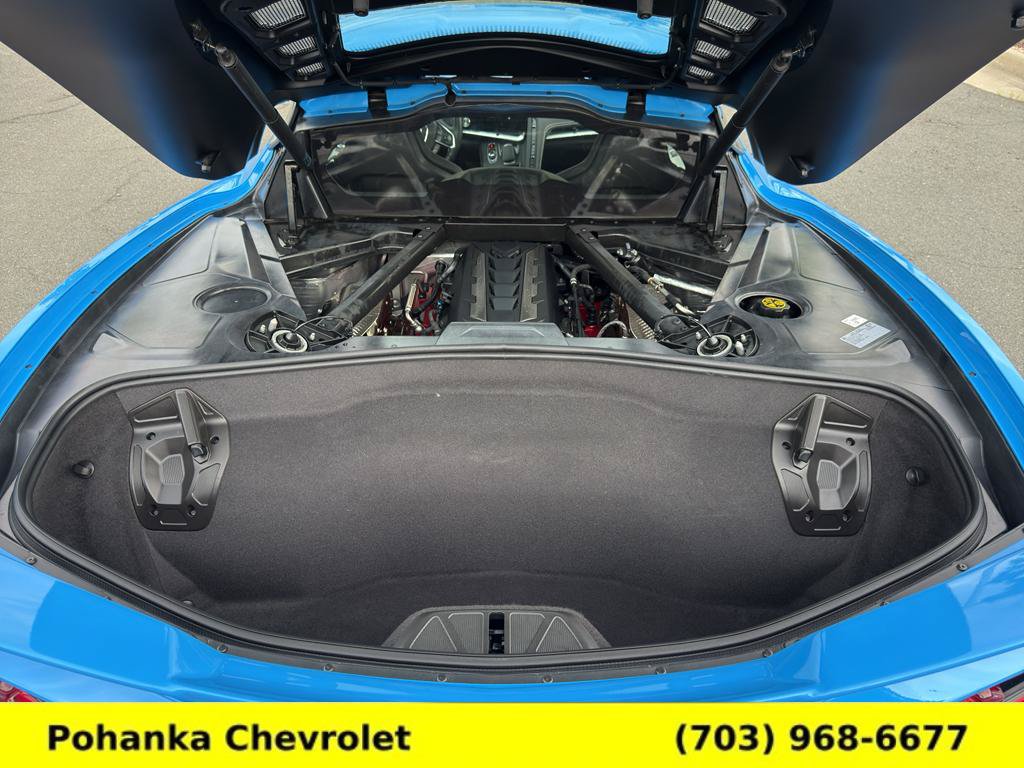 Used 2021 Chevrolet Corvette Stingray Coupe w/ Z51 Performance Package RWD image 23