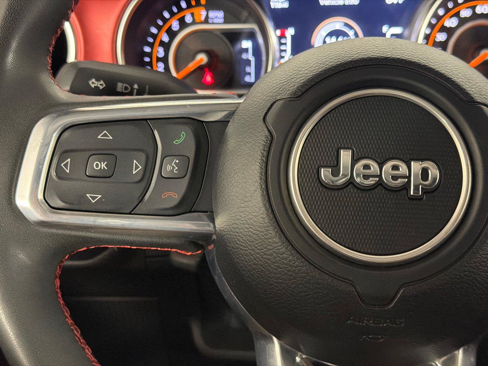 Used 2023 Jeep Gladiator Rubicon w/ LED Lighting Group AWD/4WD image 26