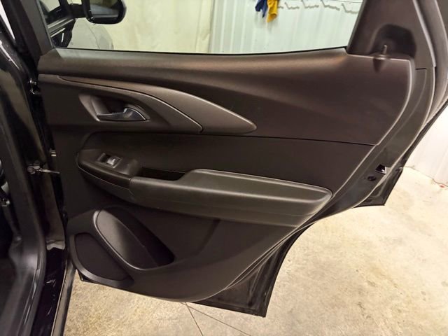 Used 2021 Chevrolet TrailBlazer ACTIV w/ Convenience Package image 14