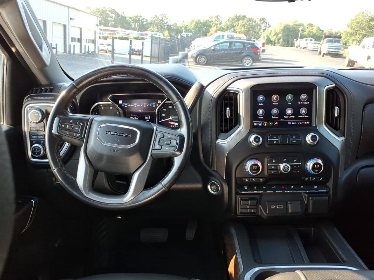 Used 2020 GMC Sierra 3500 Denali w/ Denali Ultimate Package AWD/4WD image 10