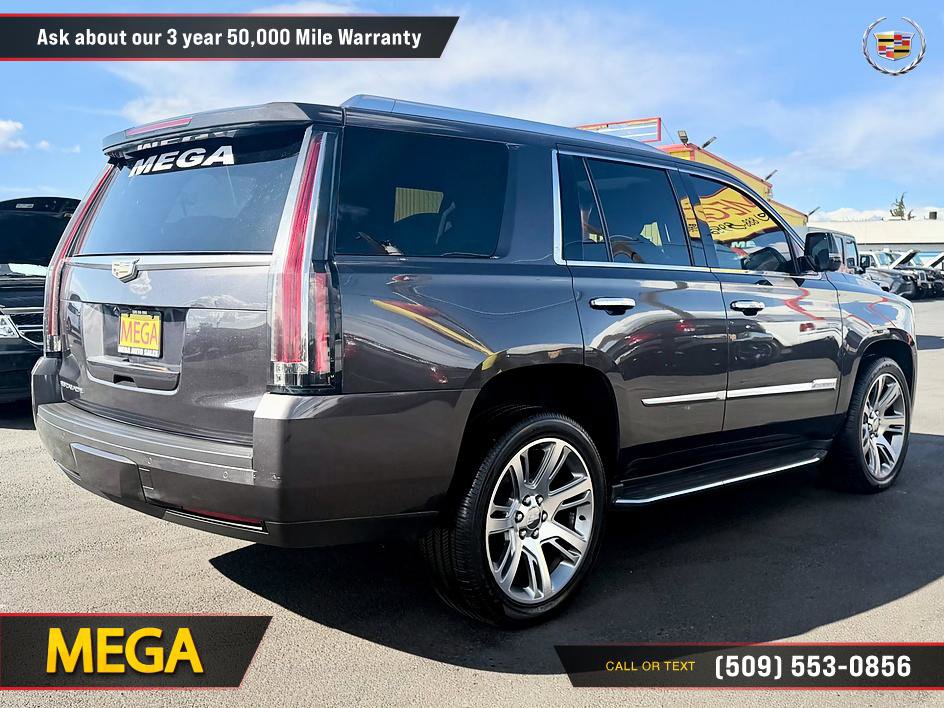 Used 2016 Cadillac Escalade Luxury AWD/4WD image 12