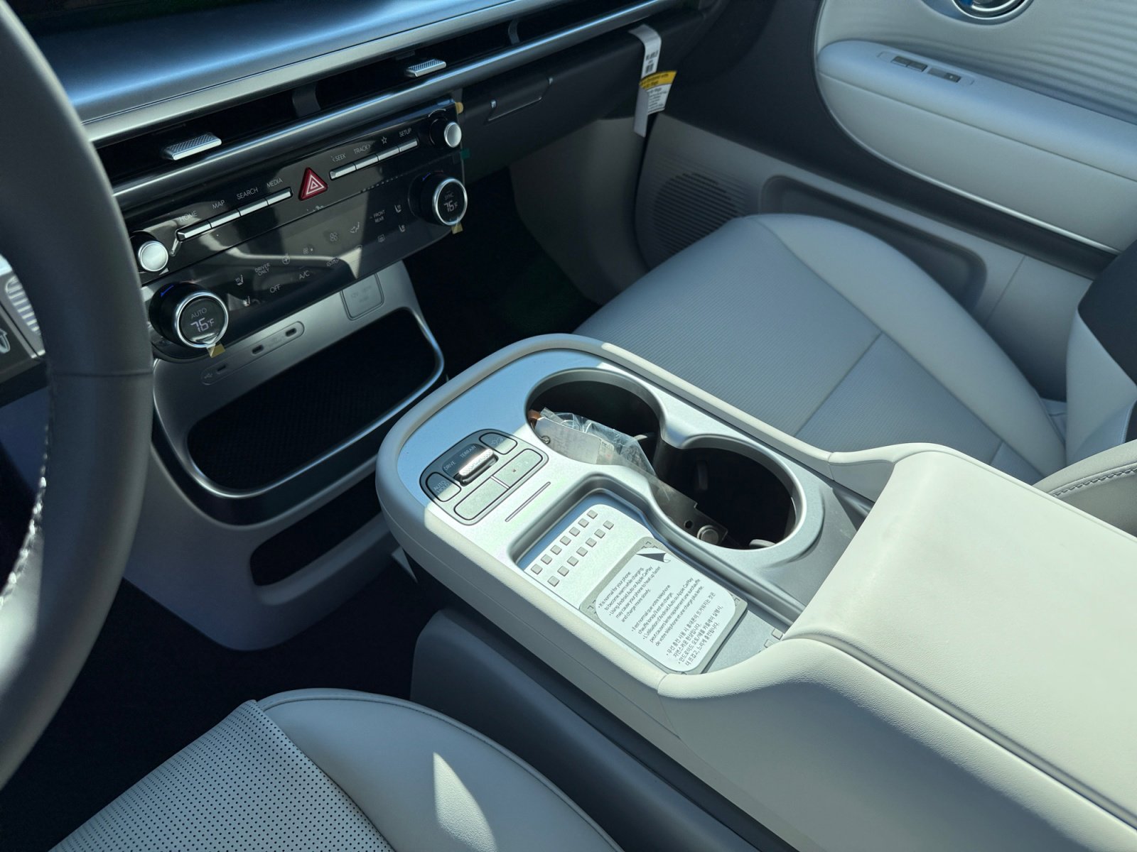 New 2026 Hyundai Ioniq 9 SEL image 13
