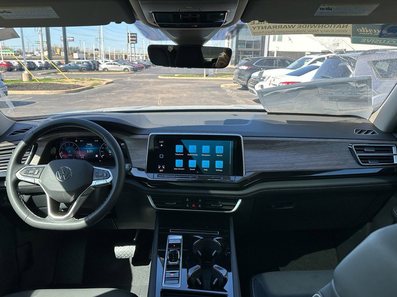 New 2025 Volkswagen Atlas SEL image 10