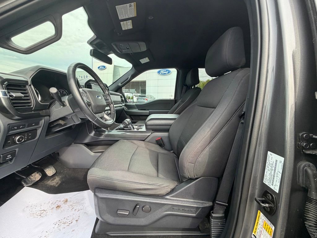 Used 2022 Ford F150 XLT w/ Equipment Group 302A High AWD/4WD image 16
