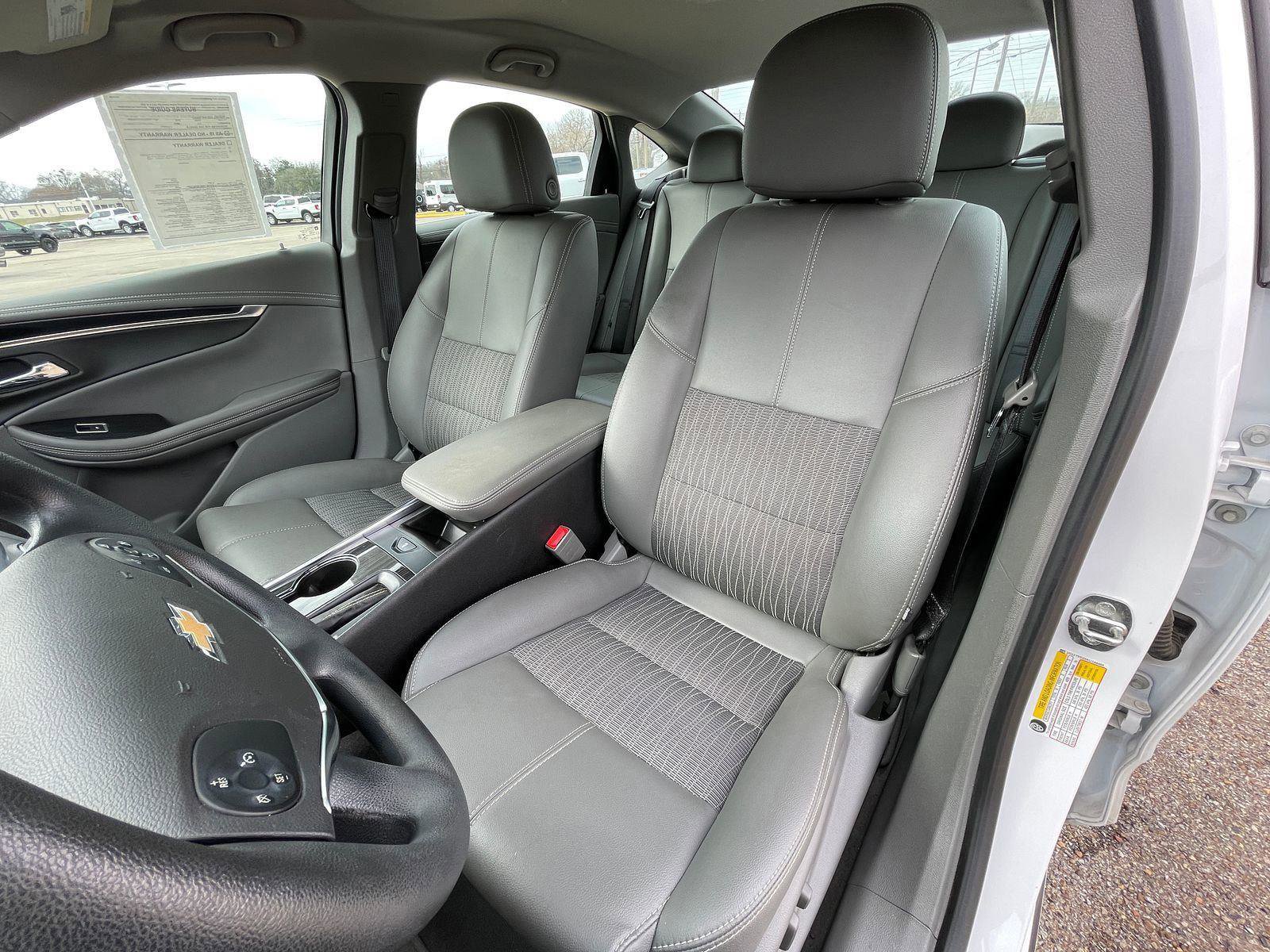 Used 2019 Chevrolet Impala LS image 9