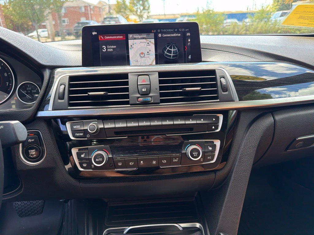 Used 2018 BMW 340i xDrive Sedan w/ Premium Package AWD/4WD image 22