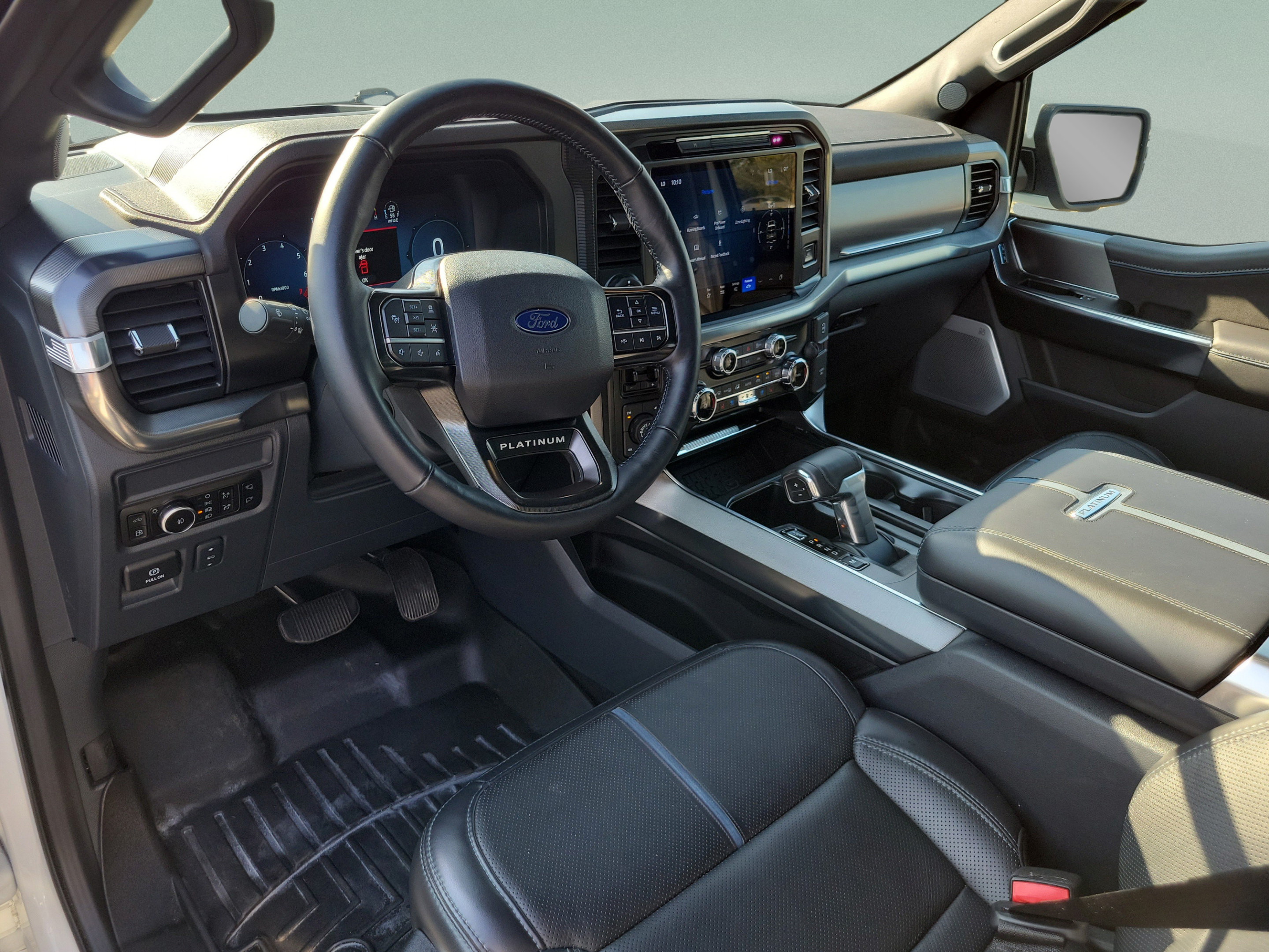 Used 2025 Ford F150 Platinum w/ Equipment Group 702A High AWD/4WD image 15