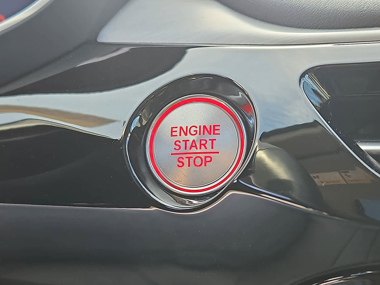 Used 2024 Acura MDX SH-AWD w/ Technology Package image 26