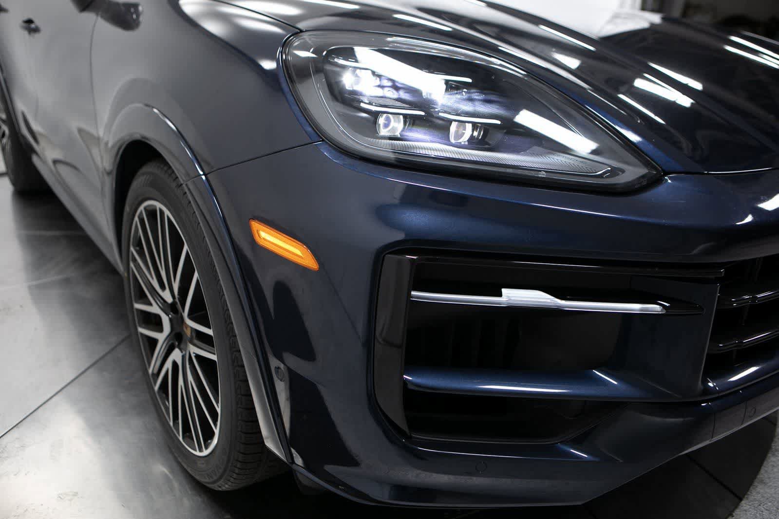 New 2026 Porsche Cayenne GTS image 12