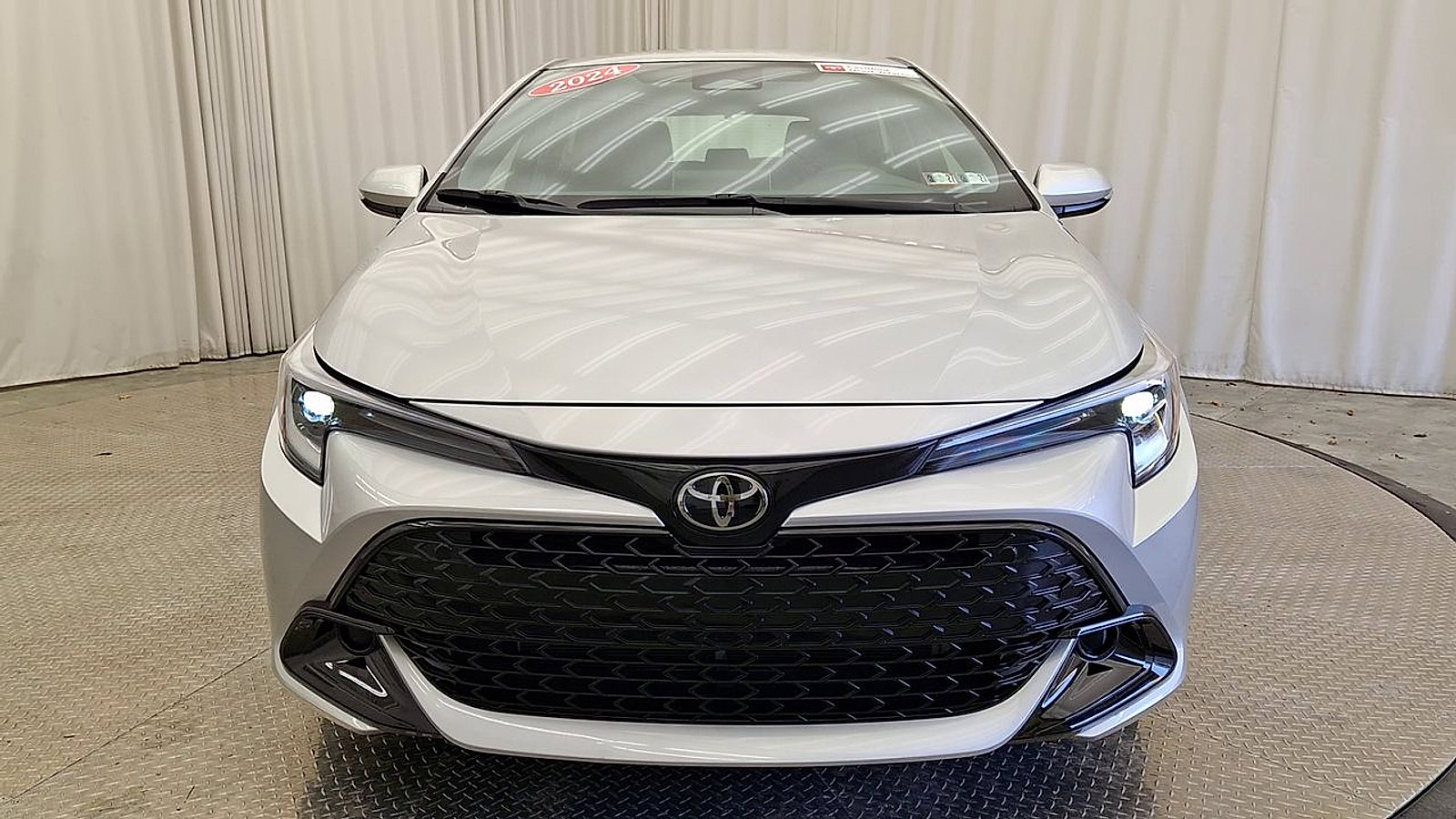 Certified 2024 Toyota Corolla SE image 6