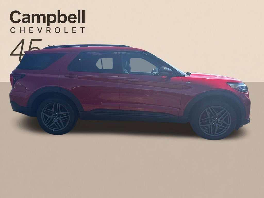 Used 2025 Ford Explorer ST-Line w/ ST-Line Street Pack AWD/4WD image 7