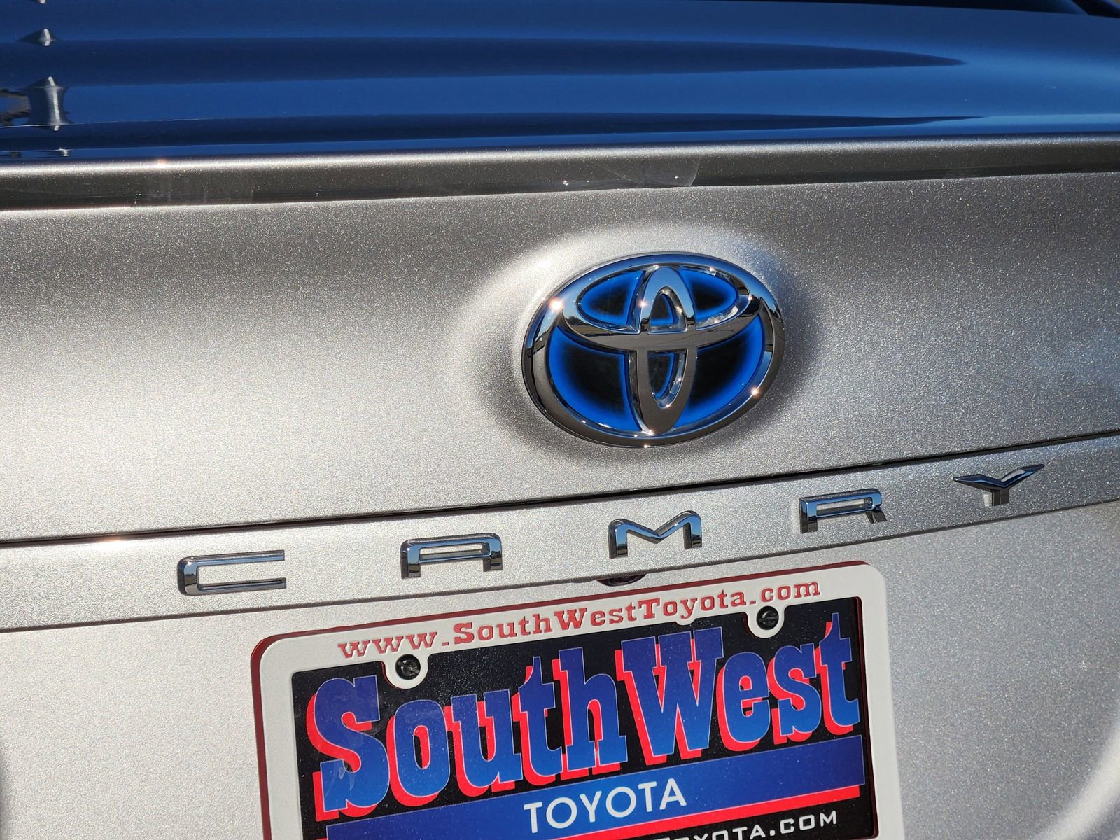 Used 2023 Toyota Camry SE image 12