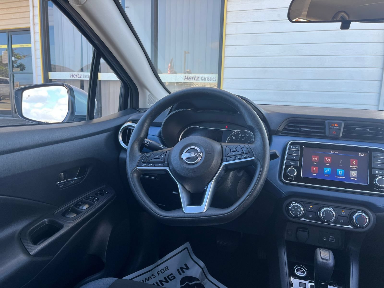 Used 2025 Nissan Versa SV FWD image 30