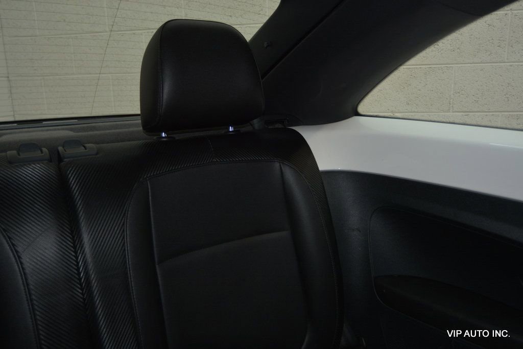 Used 2012 Volkswagen Beetle 2.5 image 19