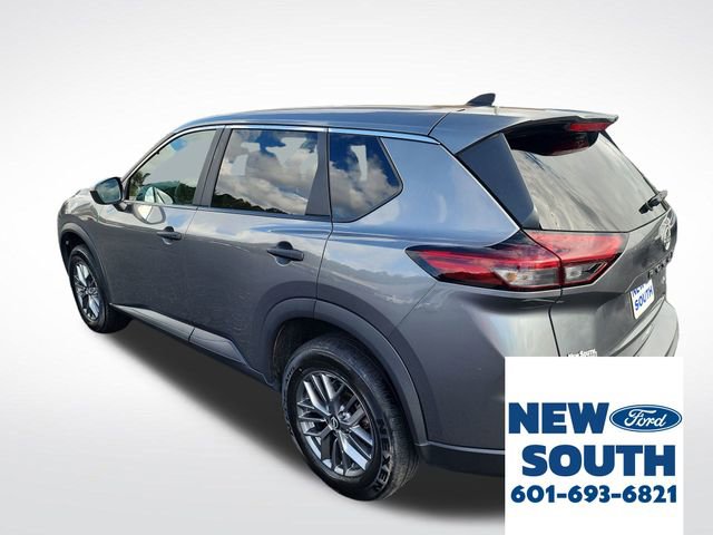 Used 2024 Nissan Rogue S image 3