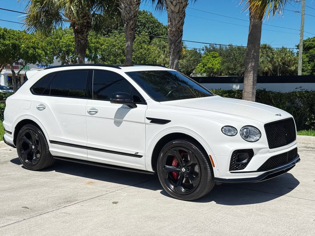 Used 2022 Bentley Bentayga AWD/4WD image 10