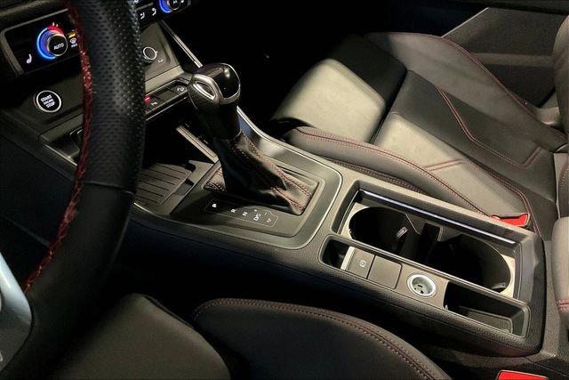 Certified 2025 Audi Q3 2.0T Premium Plus w/ Premium Plus Package AWD/4WD image 17