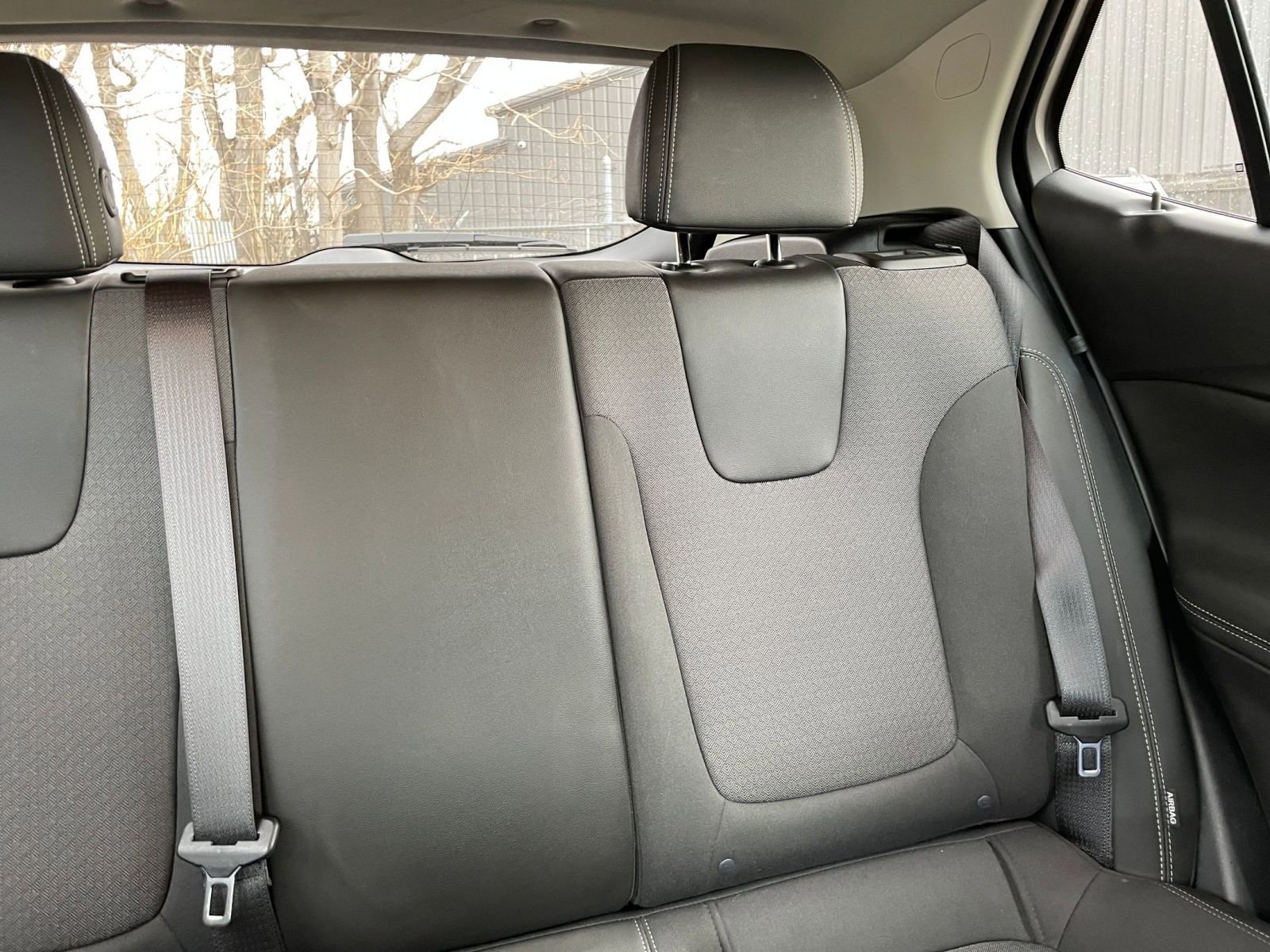 Used 2025 Buick Encore GX Preferred image 36